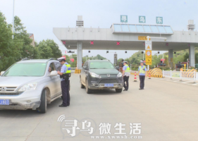 省高速交警开展交通违法整治专项行动